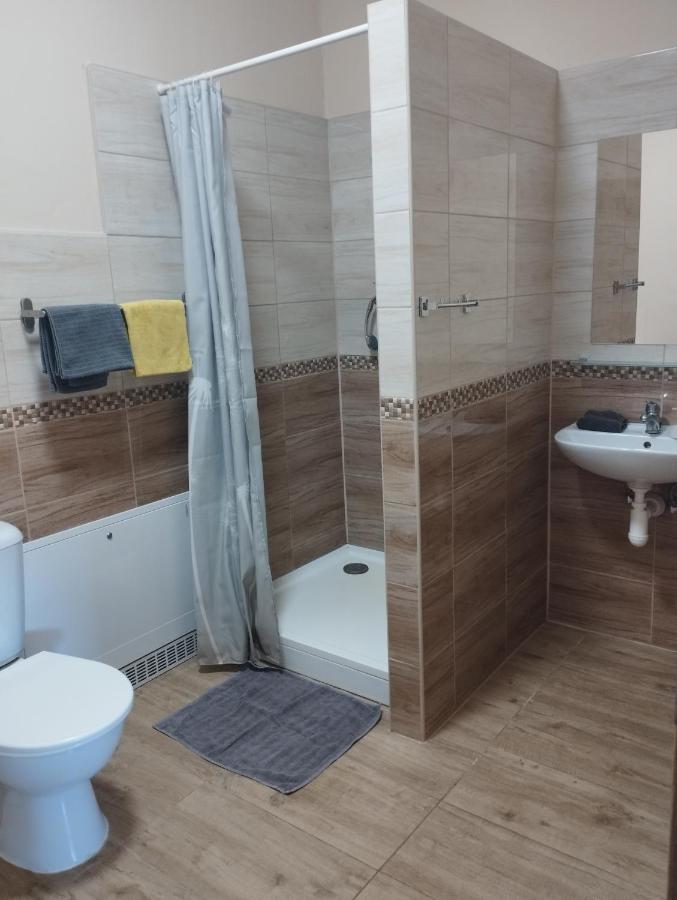 Apartmany Audy 2 Мнишек-под-Брди Экстерьер фото